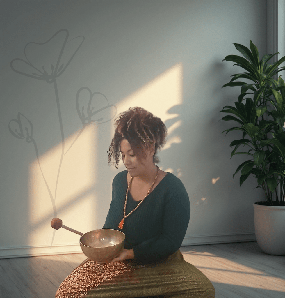 Coralie, praticienne chez Chœur Intérieur, utilisant un bol tibétain pour un soin de sonothérapie dans les entreprises pour la QVT